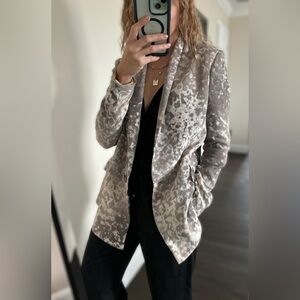 Truth & Pride gray lightweight silk blazer size S